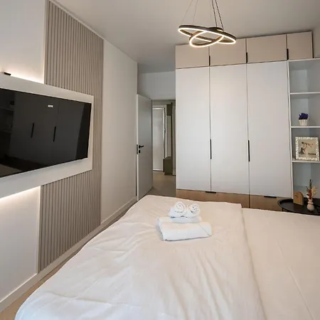 Wanna's Dream In Odyssey Spa&pool-parking * מאמאיה