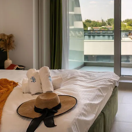 Wanna's Dream In Odyssey Spa&pool-parking דירה