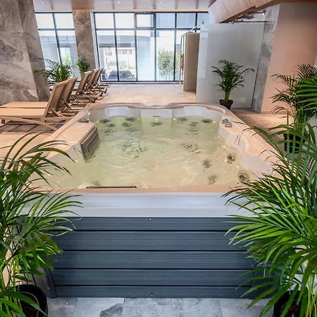 Wanna's Dream In Odyssey Spa&pool-parking דירה
