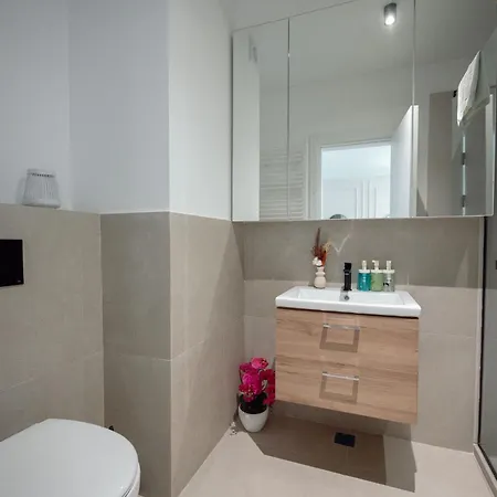 Wanna's Dream In Odyssey Spa&pool-parking דירה מאמאיה