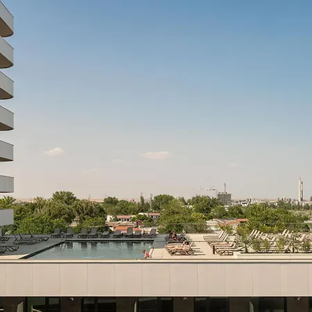 Wanna's Dream In Odyssey Spa&pool-parking